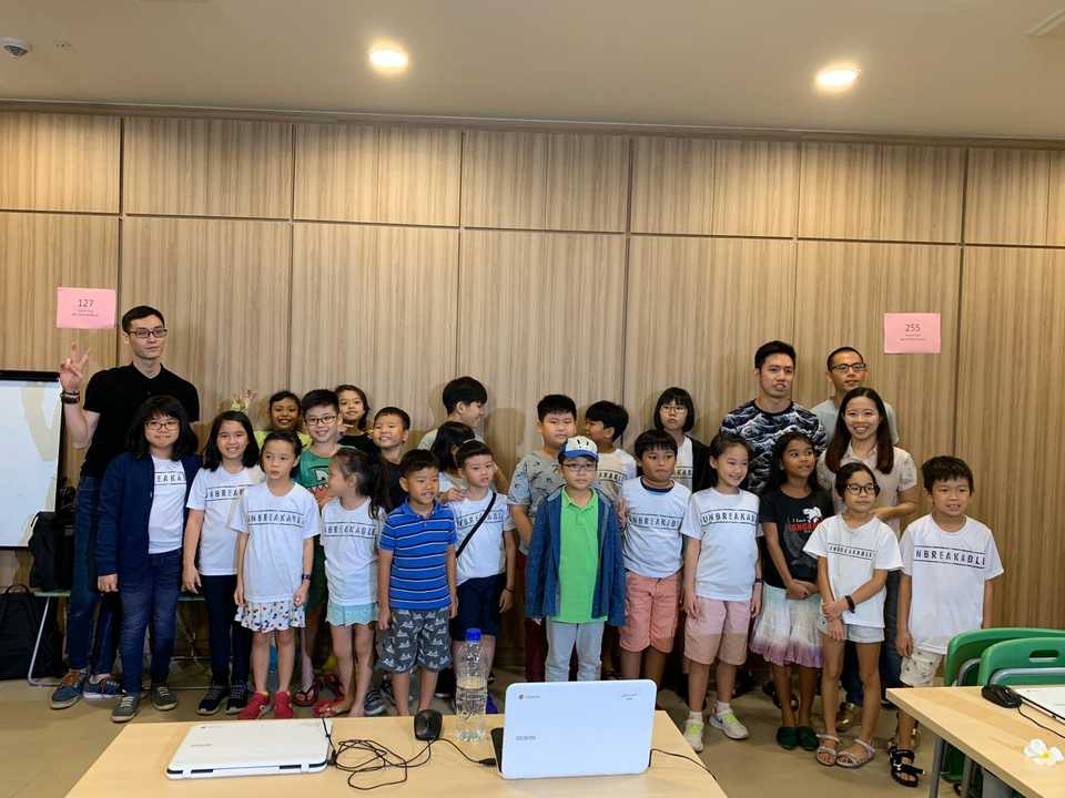 Students and Volunteers from CITC (Tiong Bahru Community Centre, Aug - Oct 2019)